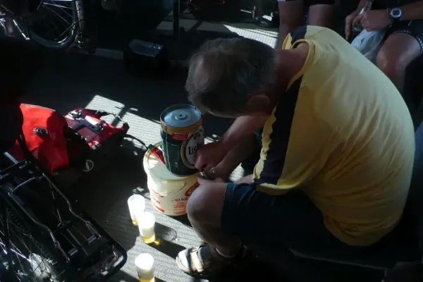 2012-tour19-006A2E6BF78-0E7C-4863-9BB0-141DEBE14916.webp