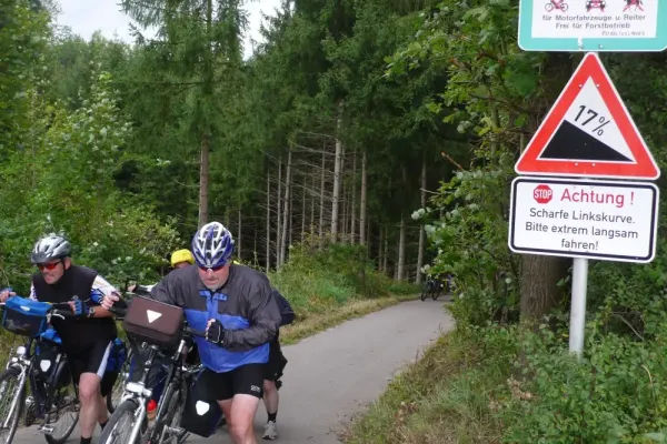 2011-tour18-055F34216BF-9E16-C2F0-1303-F73211BC0D5D.webp