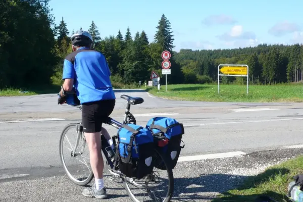 2011-tour18-0618B3F9CC6-293F-6D28-529C-C00C4BE2BCA7.webp