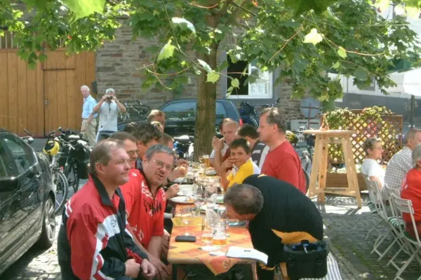 2004-tour11-02431A63E74-6FE6-C9F8-79F6-F905E8C5BCE0.webp