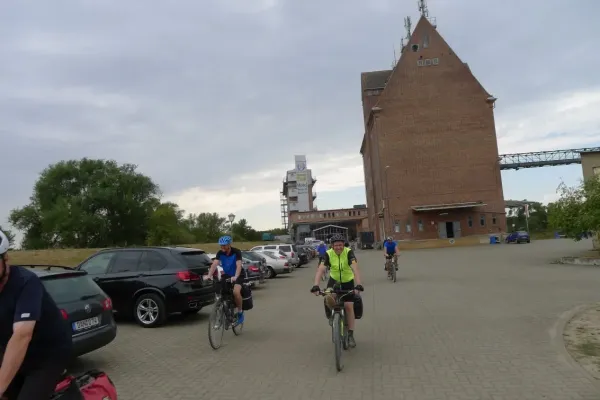 2018-tour25-074EB734C43-8B76-D53A-6BEC-4FF260D1F4E5.webp