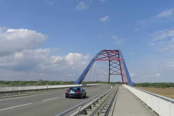 2018-tour25-10333B54035-2661-A1A6-923C-A359C6C94C0F.webp