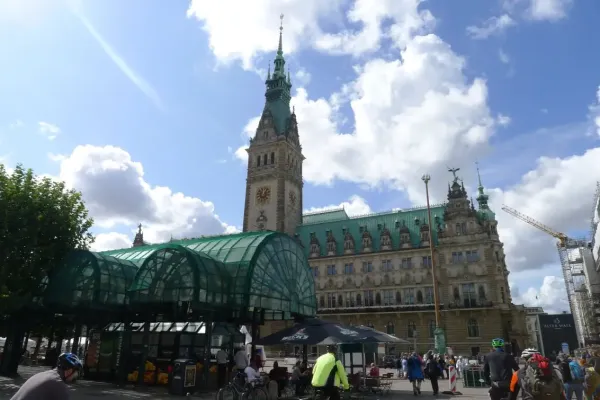 2018-tour25-2342F0E5D4B-A850-422A-EDEA-97B4A527722A.webp