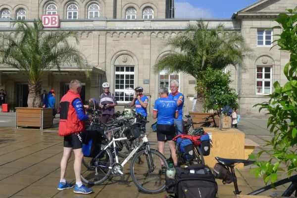 2021-tour28-013BACFCF42-6B17-CC24-4F77-88D5DFC86735.webp