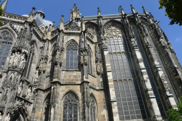 2019-tour26-03699F765C4-B582-D9F6-B110-A1140AE01230.webp