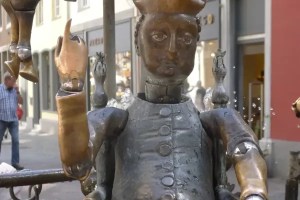 2019-tour26-055028D2896-1495-9622-9454-0B380300F54F.webp