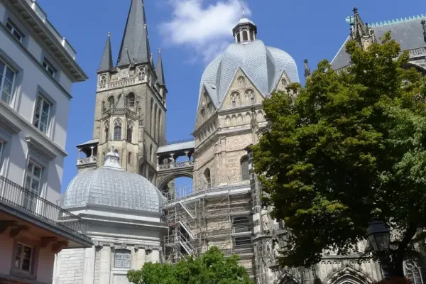 2019-tour26-0630999B267-B3E1-6830-10C4-8EE0BE9A3E33.webp