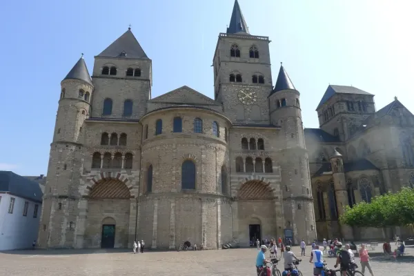 2019-tour26-322E925B464-4048-20CD-5762-FA6D9B4D0305.webp