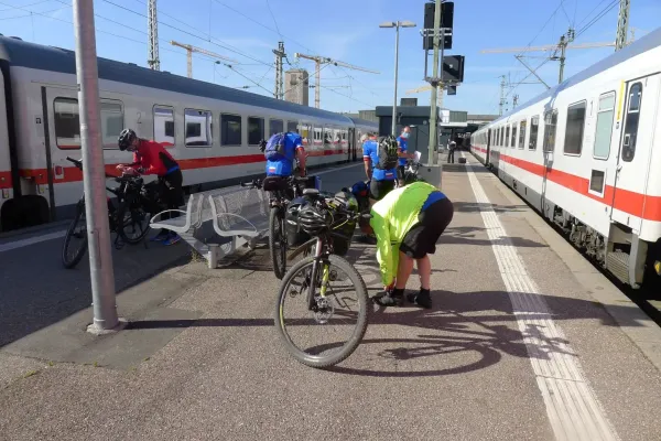 2020-alpenx6-009B88DD0B2-38D4-9A1E-5BC2-FD67518C6040.webp