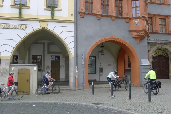 2020-tour28-1204171EE91-BF09-0AC8-4561-C96E2BEBB501.webp
