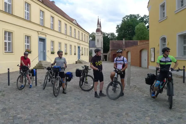 2020-tour28-3010DE346EB-FCB5-6D89-B660-D3E43EC2F3C4.webp