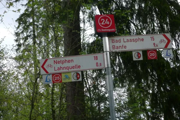 2021-eroeffnungstour-019F8B27C71-21DF-D031-0B39-81F623E8EFAA.webp
