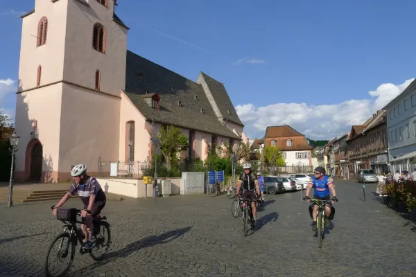 2022-eroeffnungstour-07690D1459F-C3E4-77B3-D25A-FD080EEDF4B1.webp