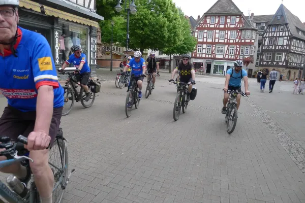 2022-eroeffnungstour-144FF1BAE59-4024-D2E9-8B63-71B5AF3C77F3.webp