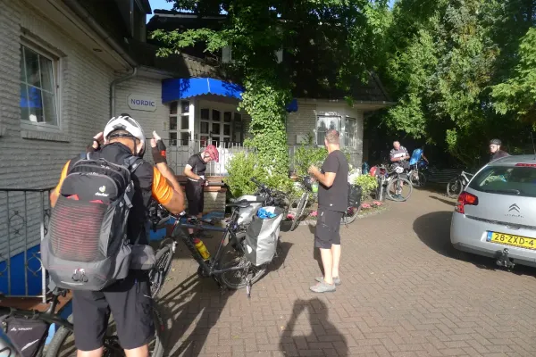 2022-tour29-14229CAEB58-17D7-20FA-DF26-0102043EC37A.webp