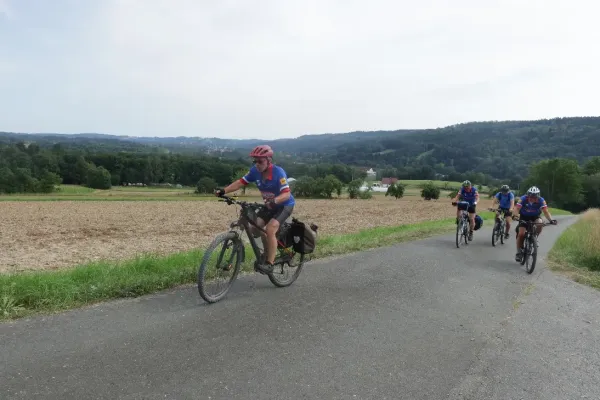 2023-tour-nr30-03434A218F4-3732-B299-E0F3-3ED6F1971677.webp