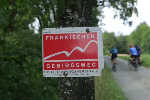 2023-tour-nr30-0388235C76B-6810-1890-316F-B8E5BB7E477E.webp