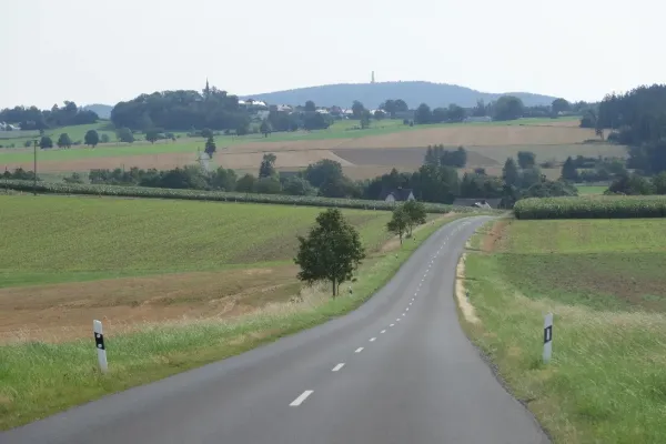 2023-tour-nr30-087202C21E1-8E0D-8DB0-DB49-FF41B7161297.webp