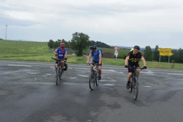 2023-tour-nr30-11723F74335-7100-60A1-688E-55AD9820140E.webp