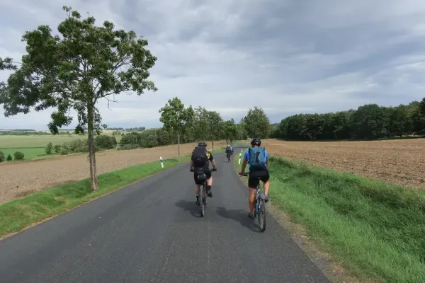 2023-tour-nr30-14764409F05-AEEB-FEA9-5270-840624068D6F.webp