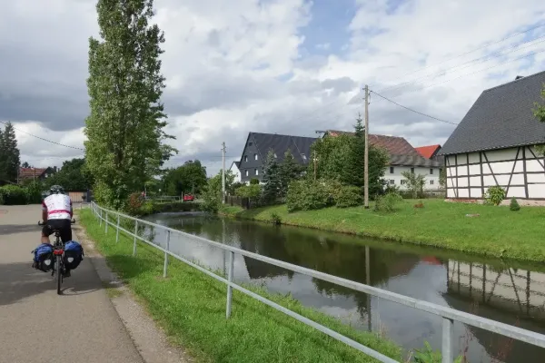2023-tour-nr30-224146C6478-E0DE-8530-C08F-7AAAEFD60DD5.webp
