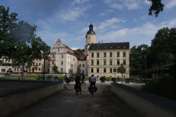 2023-tour-nr30-23100651BF7-CE4C-0F91-5791-D18A006E85AF.webp