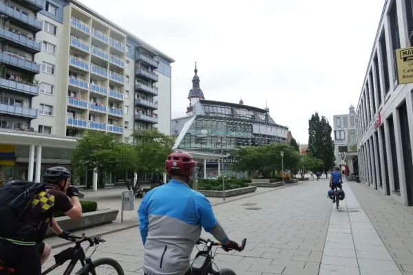 2023-tour-nr30-24903C98CBE-4DE8-A20A-22C0-EB662749DA20.webp