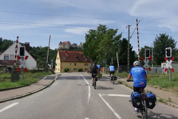 2024-tour-nr-31-0327B400499-DD4F-A02E-D58B-8CBFEF87502D.webp