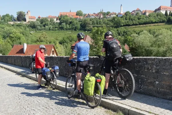 2024-tour-nr-31-245EAFD93BF-E937-6D45-2AE5-2F0B4A4F7CB7.webp