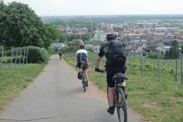2025-eroeffungstour-04799DC2DC3-6A91-83BB-EE4C-060FBDEE44FE.webp
