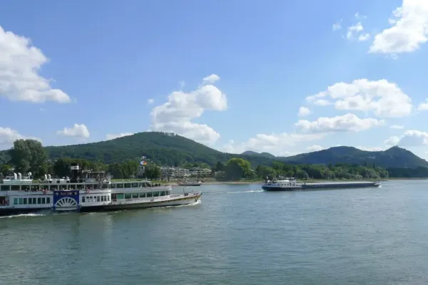 2015-tour22-010A7439611-432D-19BE-48CD-AEA193EE076F.webp