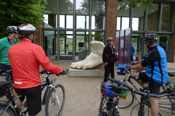 2015-tour22-059C0E0B347-BE27-B403-3B47-A03EAD826276.webp
