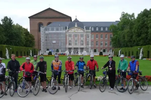 2015-tour22-0609045F9F8-042E-828B-9F6D-B6C644BDDEDF.webp