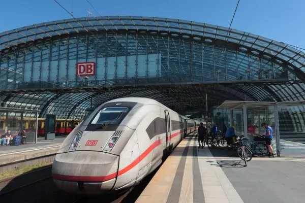 2025-tour32-009453433E3-BAB7-380B-B2A0-52C8ABD0577A.webp