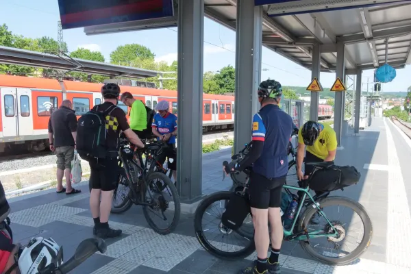 2026-eroeffungstour-01868A2E5AA-D1A0-9D8B-D051-0B2B7C212628.webp