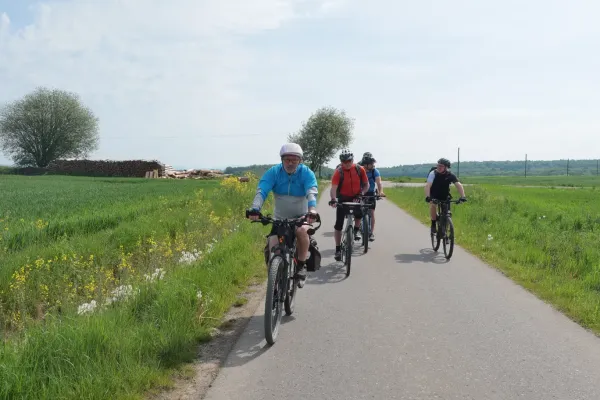 2026-eroeffungstour-0845AC5E9DF-1FD1-7BB8-5DBE-BF79147EBCCD.webp
