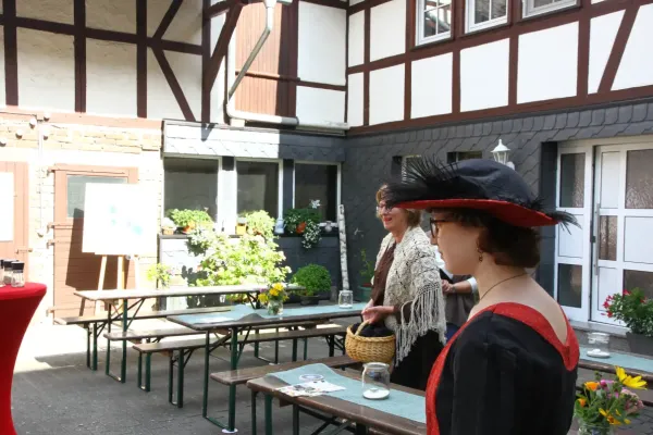 2026-offenehoefe-1429611AE55-973B-21BE-E822-A8EAF15D4F5F.webp
